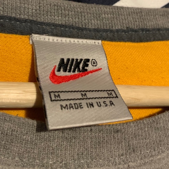 Custom Nike Rework Crewneck - Picture 4 of 4